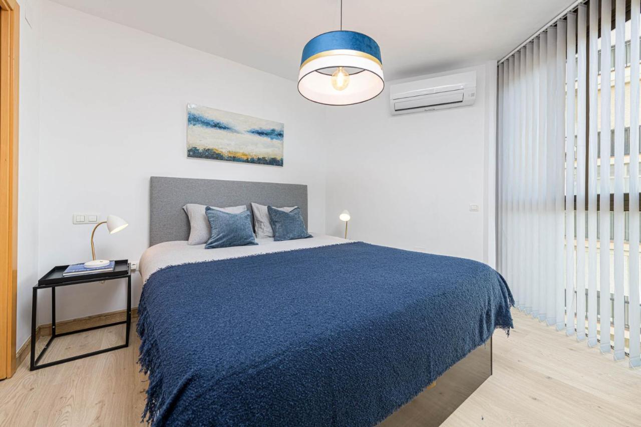 Mediterraneo Beach Apartment In Malaga By Solaga Holiday Homes Exteriör bild