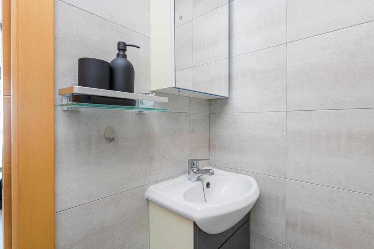 Mediterraneo Beach Apartment In Malaga By Solaga Holiday Homes Exteriör bild