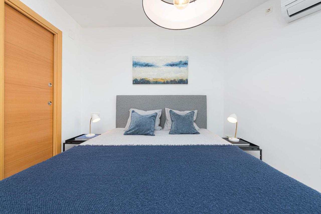 Mediterraneo Beach Apartment In Malaga By Solaga Holiday Homes Exteriör bild
